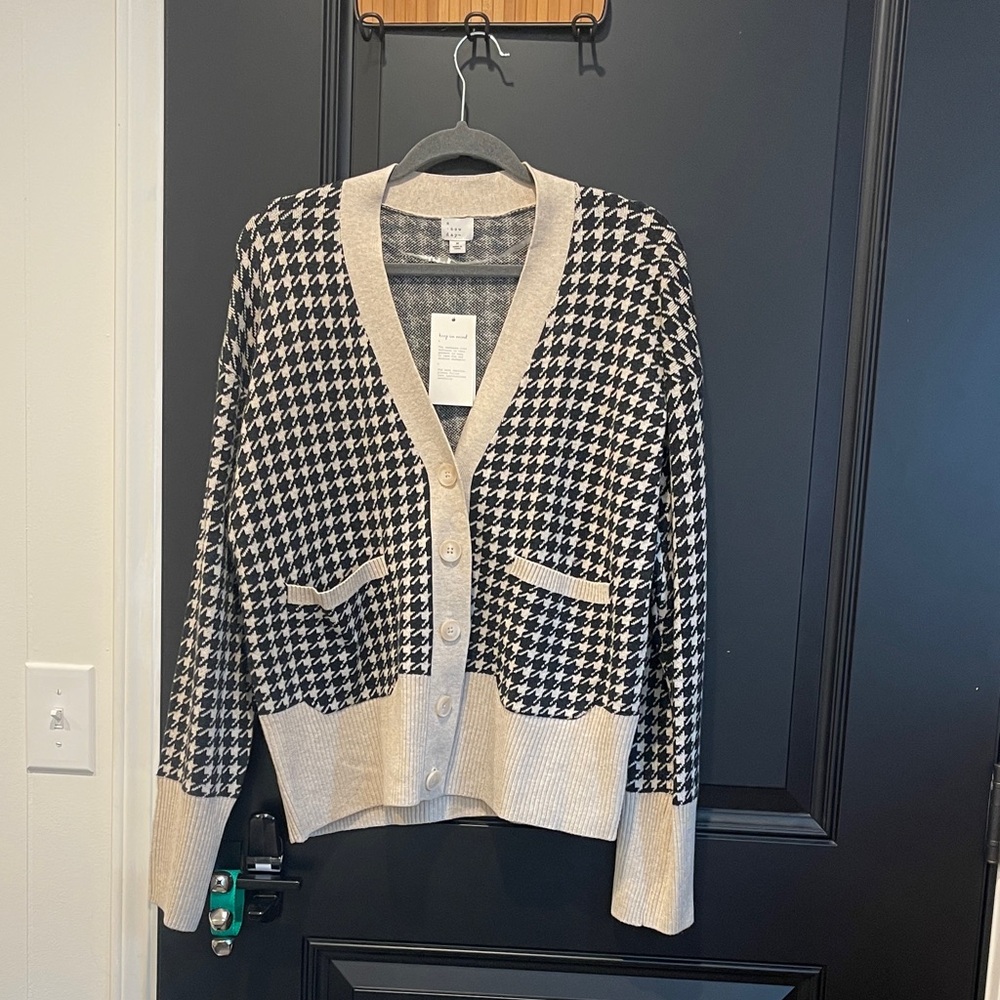 Zara Black and Cream Houndstooth Cardigan
